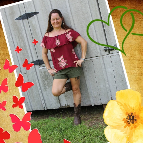 Meet your Posher, Christie - Picture 6 of 7